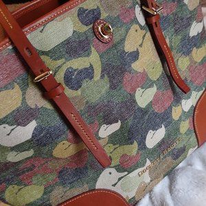 COPY - Classic Dooney & Bourke Dover Print Large Family Tote; Like New